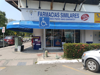 Farmacias Similares Boulevard Paseo Ixtapa, Zona Comercial, 40880 Zihuatanejo, Gro. Mexico
