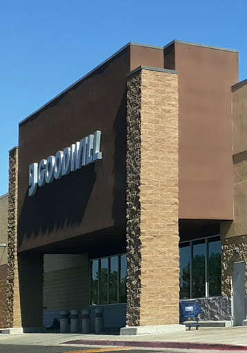 Thrift Store «7th & Bell Goodwill Retail Store & Donation Center», reviews and photos, 17037 N 7th Ave, Phoenix, AZ 85023, USA