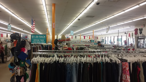Thrift Store «Sunshine Thrift Stores of Bradenton, Inc.», reviews and photos, 3611 1st St E #230, Bradenton, FL 34208, USA