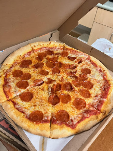 #1 best pizza place in Newport News - Azzurri Italian Restaurant