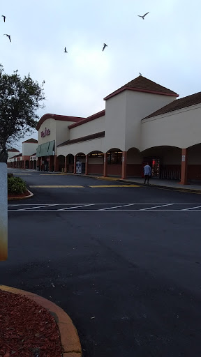 Grocery Store «Winn-Dixie», reviews and photos, 9101 Little Rd, New Port Richey, FL 34654, USA