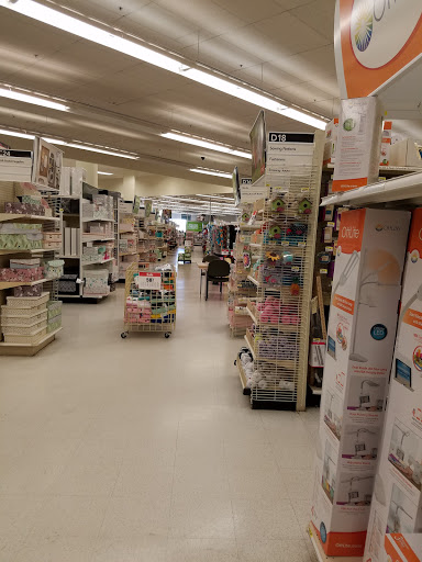 Fabric Store «Jo-Ann Fabrics and Crafts», reviews and photos, 5487 Dressler Rd NW, North Canton, OH 44720, USA