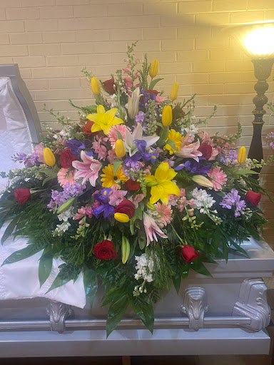 Florist «Evans Florist», reviews and photos, 410 1st Ave E, Oneonta, AL 35121, USA