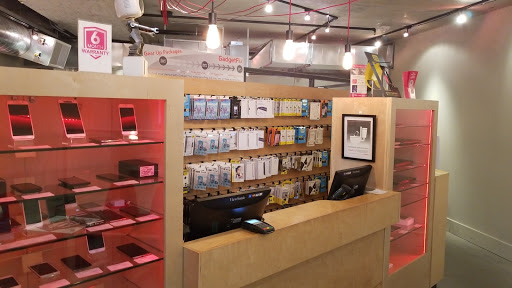 Electronics Repair Shop «Gadget Fix», reviews and photos, 520 Lenora St, Seattle, WA 98121, USA