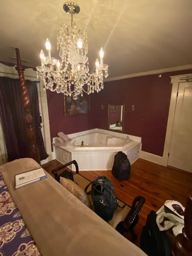 Inn «The Inn of the Shenandoah», reviews and photos, 138 E Main St, Luray, VA 22835, USA