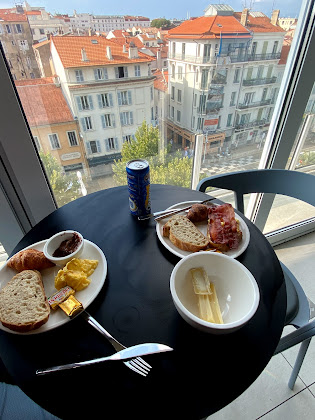 Plats et boissons hôtels OKKO HOTELS Cannes Centre 06400 Cannes