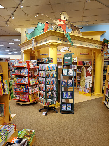Book Store «Barnes & Noble», reviews and photos, 9891 Waterstone Blvd, Cincinnati, OH 45249, USA