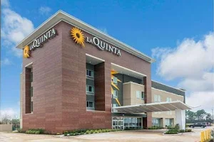 La Quinta Inn & Suites by Wyndham Houston Spring South image