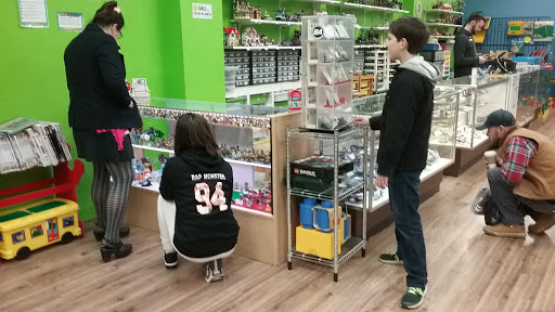 Toy Store «Bricks and Minifigs», reviews and photos, 3205 SW Cedar Hills Blvd, Beaverton, OR 97005, USA