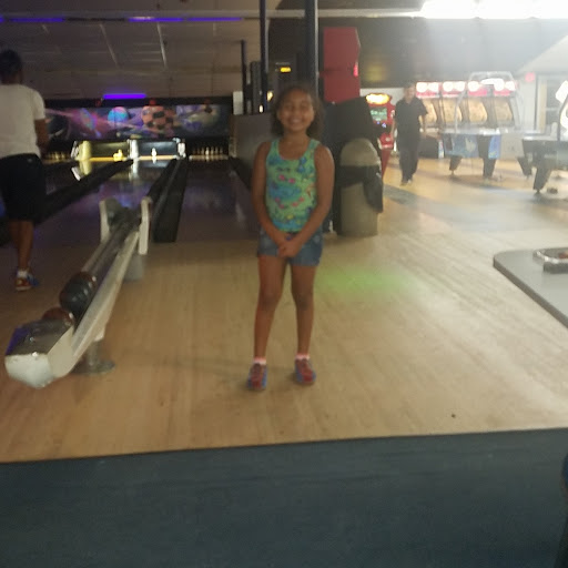 Bowling Alley «Legion Bowl & Billiards», reviews and photos, 661 Park Ave, Cranston, RI 02910, USA