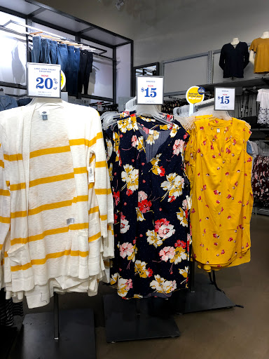 Clothing Store «Old Navy», reviews and photos, 2100 S University Dr, Davie, FL 33324, USA