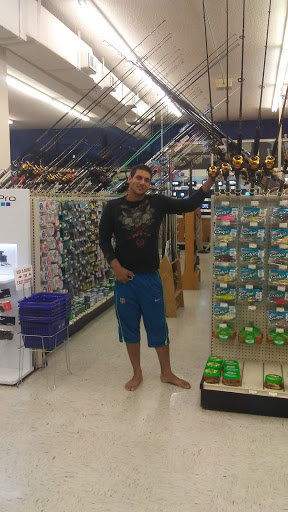 Marine Supply Store «West Marine», reviews and photos, 3905 W Cypress St, Tampa, FL 33607, USA