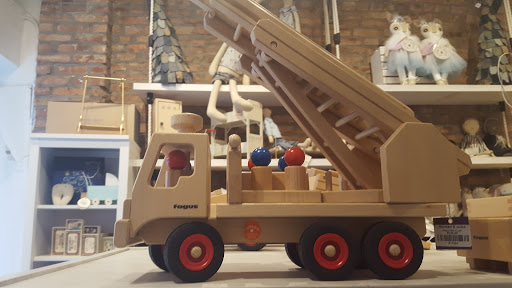 Toy Store «Norman & Jules Toy Shop», reviews and photos, 158 7th Ave, Brooklyn, NY 11215, USA