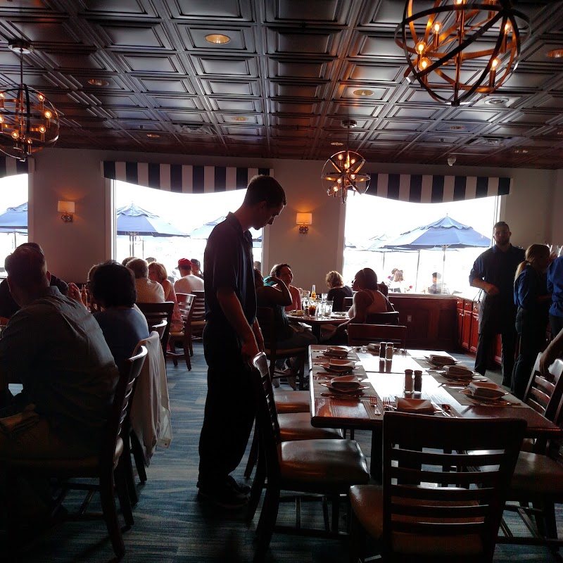 Bay Pointe Waterfront Restaurant