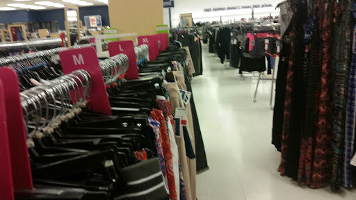 Department Store «Marshalls», reviews and photos, 1220 75th St, Downers Grove, IL 60516, USA