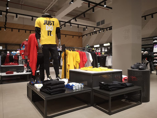 Nike Store El Tesoro