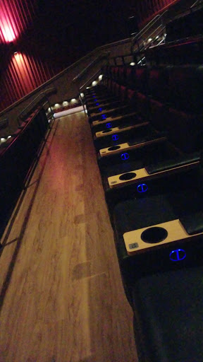 Movie Theater «Regal Cinemas Shiloh Crossing 18», reviews and photos, 10400 E. US 36, Avon, IN 46168, USA