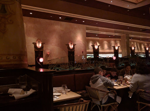 Movie Theater «Regal Cinemas Winter Park Village 20 & RPX», reviews and photos, 510 N Orlando Ave, Winter Park, FL 32789, USA