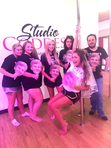 Dance School «Studio Goddess: Aerial Dance Fitness & Pole Dance Parties», reviews and photos, 919 8th Ave S #1, Nashville, TN 37203, USA