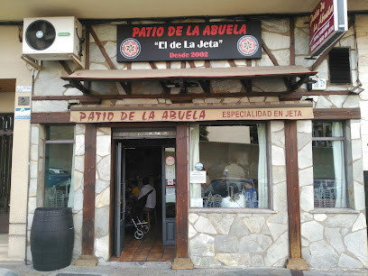 Patio de la Abuela - C. Salesas, 2, 37005 Salamanca, Spain