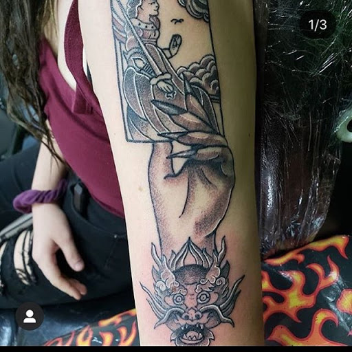 Tattoo Shop «Tattoo Tech», reviews and photos, 5350 N Springboro Pike, Moraine, OH 45439, USA