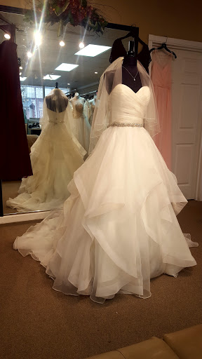 Bridal Shop «Sue Ames Bridal Outlet», reviews and photos, 202 N 10th St, Allentown, PA 18102, USA