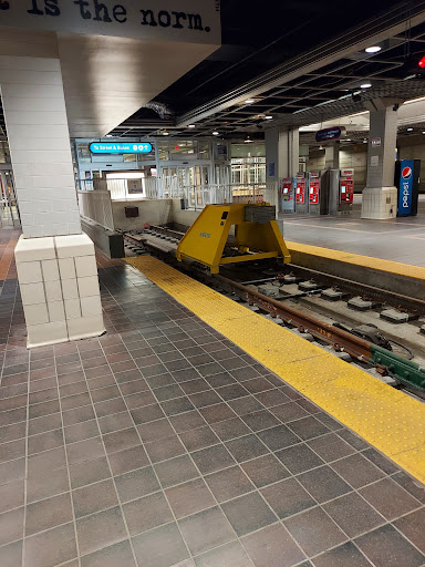 Shopping Mall «Tower City Center», reviews and photos, 230 W Huron Rd, Cleveland, OH 44113, USA