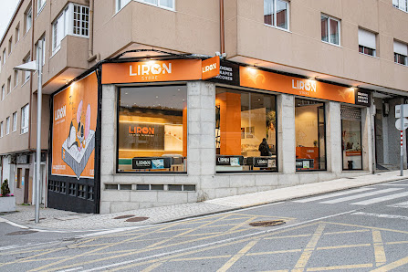 LIRON STORE Rúa de Pazos Fontenla, 14, Bajo Izquierda, 36930 Bueu, Pontevedra, España