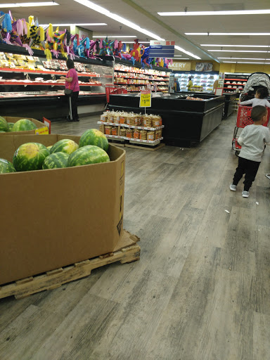 Grocery Store «Save-A-Lot», reviews and photos, 405 S Circle Dr, Colorado Springs, CO 80910, USA