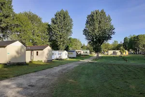 Camping Le Lys Blanc image
