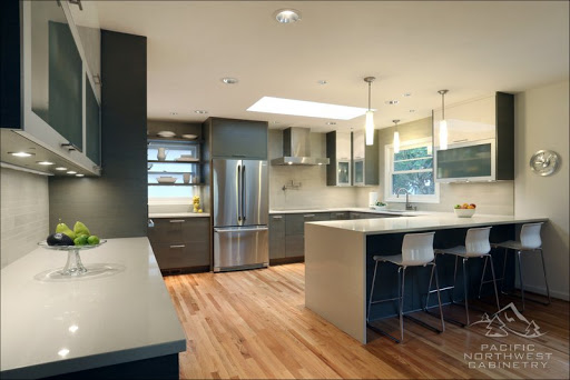 Kitchen Remodeler «Pacific Northwest Cabinetry & Remodeling», reviews and photos, 7190 SE King Rd, Portland, OR 97222, USA
