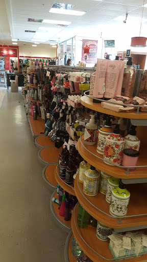 Department Store «T.J. Maxx», reviews and photos, 8510 N Evanston Ave, Kansas City, MO 64157, USA