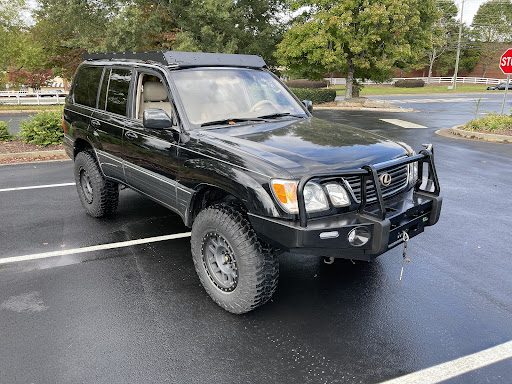 Used Car Dealer «Selective Imports - Used Cars», reviews and photos, 9878 Main St #120, Woodstock, GA 30188, USA