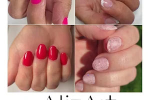 AlizArts Nails image