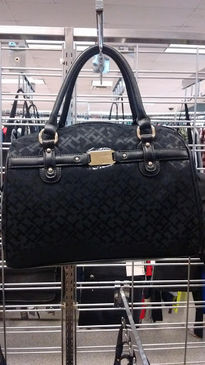 Clothing Store «Ross Dress for Less», reviews and photos, 4646 S Cooper St, Arlington, TX 76017, USA