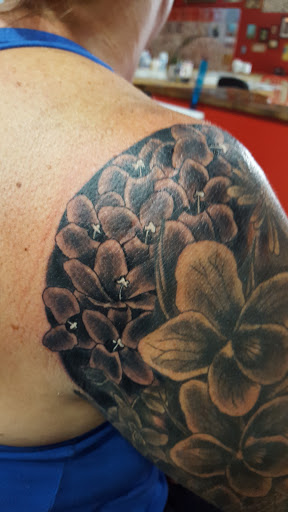 Tattoo Shop «Pork Chop», reviews and photos, 1356 James Jones Ave, Florence, SC 29505, USA