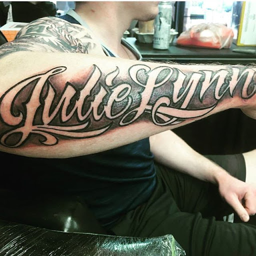 Tattoo Shop «Konkrete Jungle Kustom Tattoo», reviews and photos, 6590 Old Waterloo Rd, Elkridge, MD 21075, USA