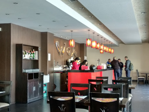 Información y opiniones sobre Restaurante Wok Zhou de San Fernando