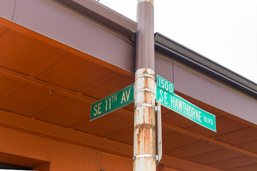 Liquor Store «11th Avenue Liquor», reviews and photos, 1040 SE Hawthorne Blvd, Portland, OR 97214, USA