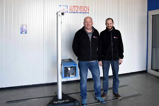 Photo 2 - dingy controle technique