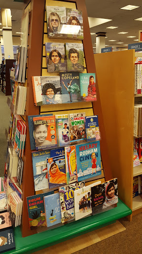 Book Store «Barnes & Noble», reviews and photos, 6111 Sunrise Blvd, Citrus Heights, CA 95610, USA