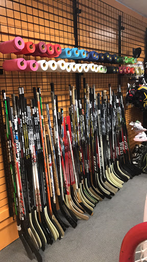 Sporting Goods Store «Play It Again Sports», reviews and photos, 35181 US Hwy 19 N, Palm Harbor, FL 34684, USA