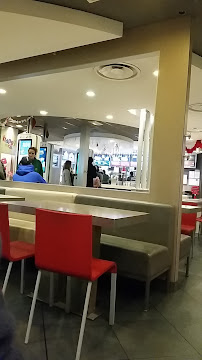 Atmosphère du Restauration rapide McDonald's à Colombiers - n°10