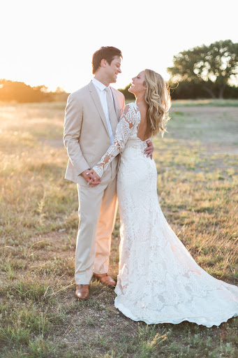 Bridal Shop «Serendipity Bridal», reviews and photos, 2438 W Anderson Ln #5, Austin, TX 78757, USA