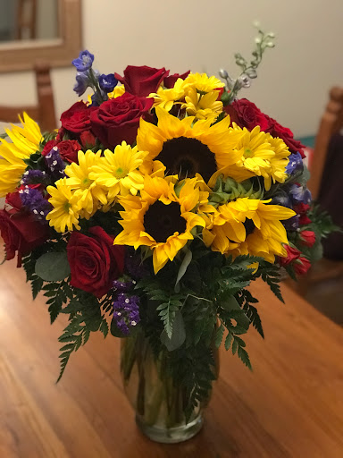 Florist «Brickell Avenue Flowers & Gifts», reviews and photos, 701 Brickell Ave, Miami, FL 33131, USA