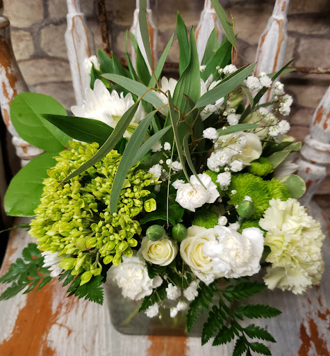 Florist «Carrolls Florist of Beverly», reviews and photos, 385 Cabot St, Beverly, MA 01915, USA