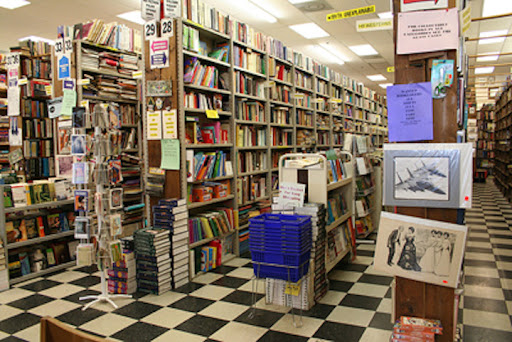 Book Store «Wonder Book & Video», reviews and photos, 1306 W Patrick St, Frederick, MD 21703, USA