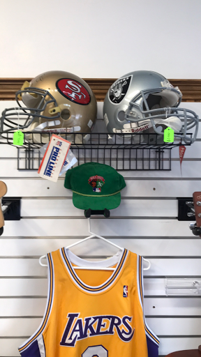 Pawn Shop «Granters Jewelry & Loan», reviews and photos, 10056 San Pablo Ave, El Cerrito, CA 94530, USA