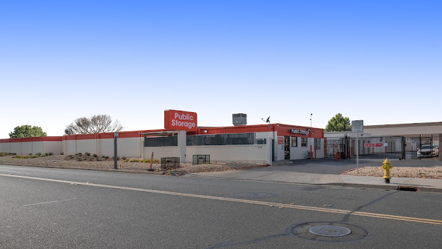 Public Storage