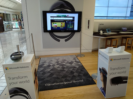 Computer Store «Microsoft Store - Tysons Corner Center», reviews and photos, 1961 Chain Bridge Rd, Tysons, VA 22102, USA